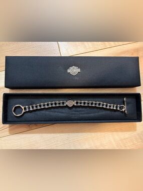 Harley-Davidson Bike chain bracelet.